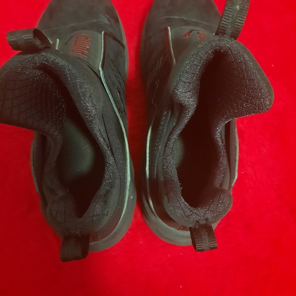 PUMA Women's Size 7 shoes - Picture 3 of 5